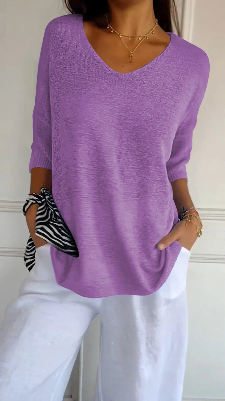 Suzie | Timeless V-Neck Top
